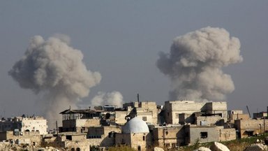 JAV, Britanija ir Prancūzija ragina nutraukti ugnį Alepe