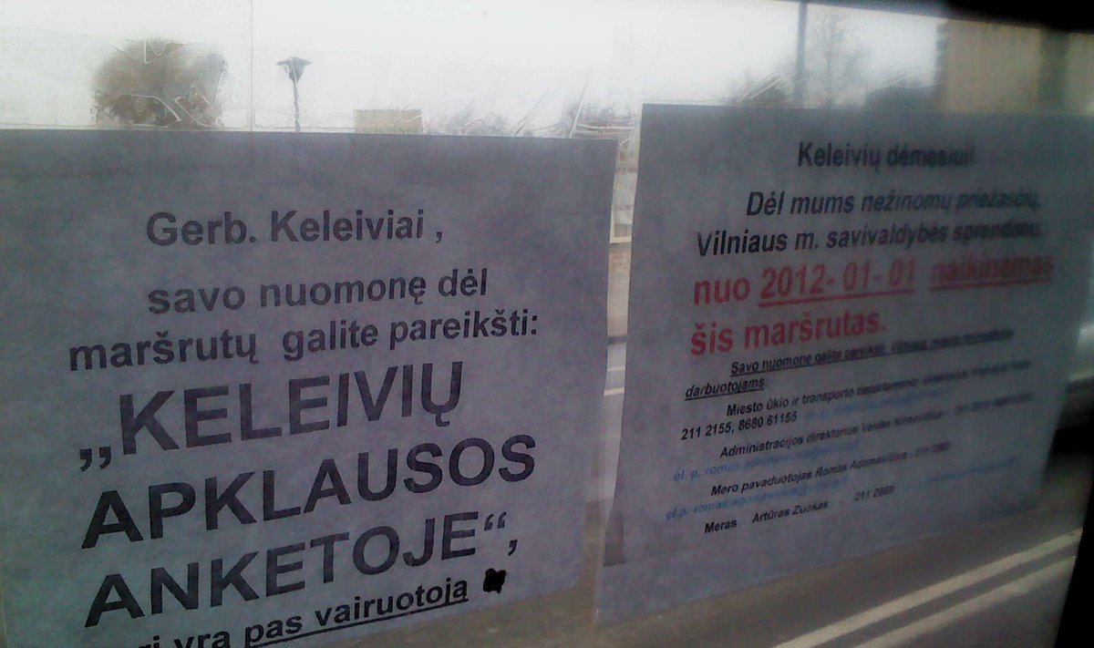 Skelbimas apie naikinamą transporto maršrutą Vilniuje