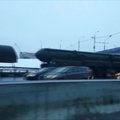 Eismo spūstyje Maskvoje įstrigo raketų konvojus
