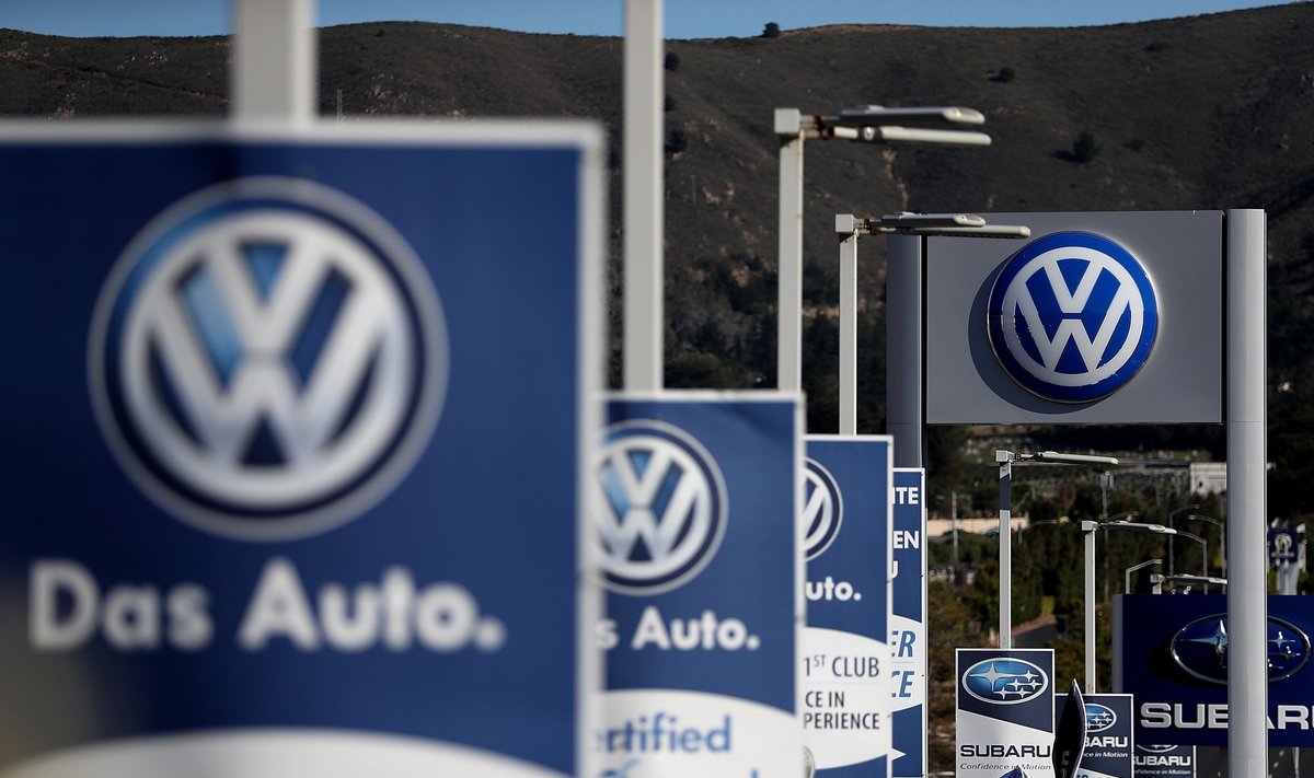 Permainos ėmė bręsti kilus "Volkswagen" skandalui