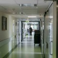 Seniau perpildytos slaugos ligoninės dabar laikinai užveria duris: pacientų – mažiau nei personalo