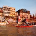 Varanasis – šventas Indijos purvynas, kur ateinama numirti