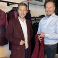 Neįprastas pristatymas apdovanoto dizainerio namuose: pasimatuoti paltų bei kostiumų rinkosi žinomi Kauno verslininkai