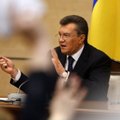 V. Janukovyčių nori išspirti ir iš Rusijos