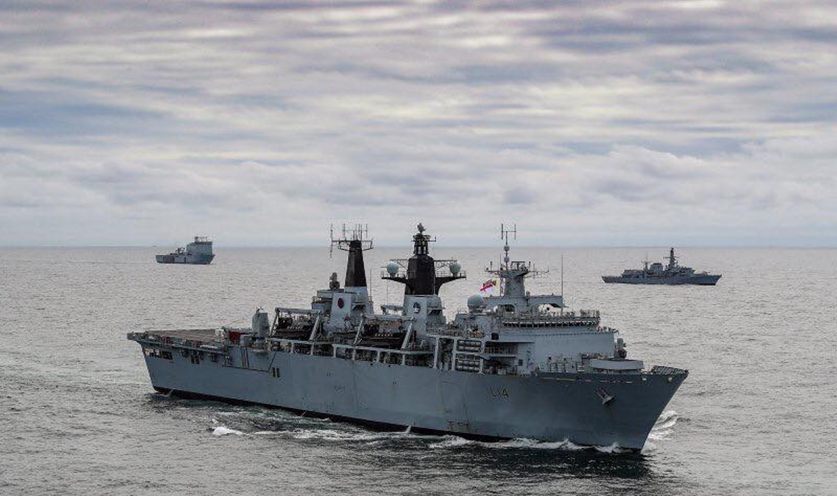 HMS Albion pratybose