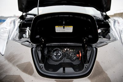 Elektromobilis Nissan Leaf