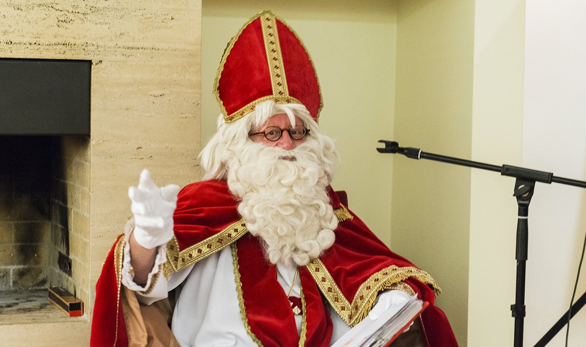 Sinterklaas visiting Vilnius Photo Ludo Segers