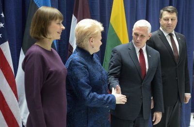 Kersti Kaljulaid, Dalia Grybauskaitė, Mike Pence, Raimonds Vejonis