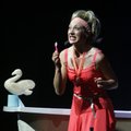 Legendinė lietuvių teatro komedija „Laukinė moteris“ švenčia 10 metų scenoje