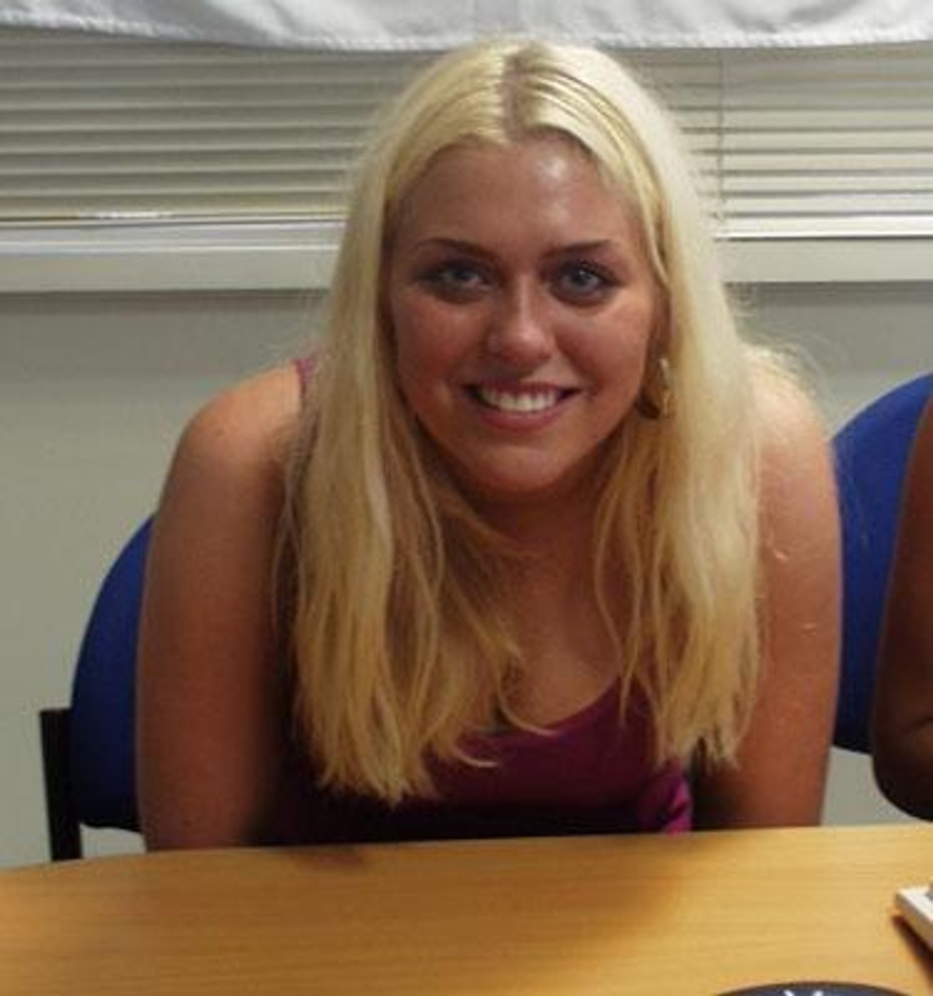 &amp;quot;Cappuccino&amp;quot; merginos grupės narę pasitiks su “pampersais” - Delfi veidai