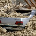 Iraną supurtė galingas žemės drebėjimas: po betono nuolaužomis žuvo mažiausiai 5 žmonės, dešimtys sunkiai sužeistų