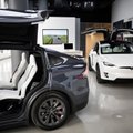 „Tesla“ jau antrą kartą šiais metais kerpa dviejų modelių kainas JAV