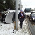 Vilniuje T. Narbuto gatvėje dėl įžūlaus vairuotojo kilo didelė avarija, kaltininkas spruko