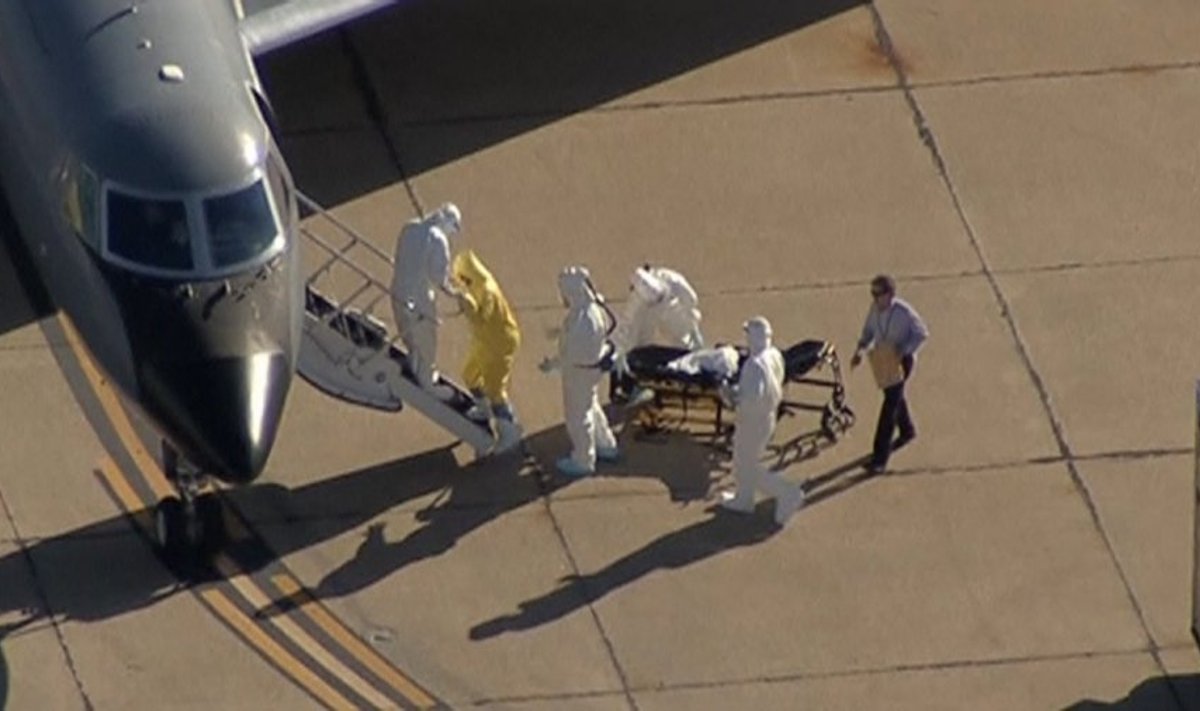 Ebolos virusu užsikrėtusi Amber Vinson išskraidinta į Atlantą