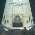 „SpaceX“ kosminė krovinių kapsulė atsiskyrė nuo TKS ir grįžo į Žemę