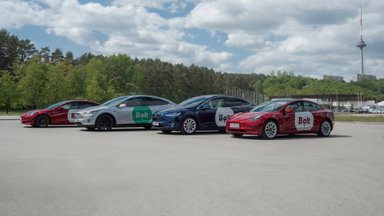 „Bolt“ Vilniuje pristato naują pavėžėjimo kategoriją, kurioje – tik „Tesla“ automobiliai