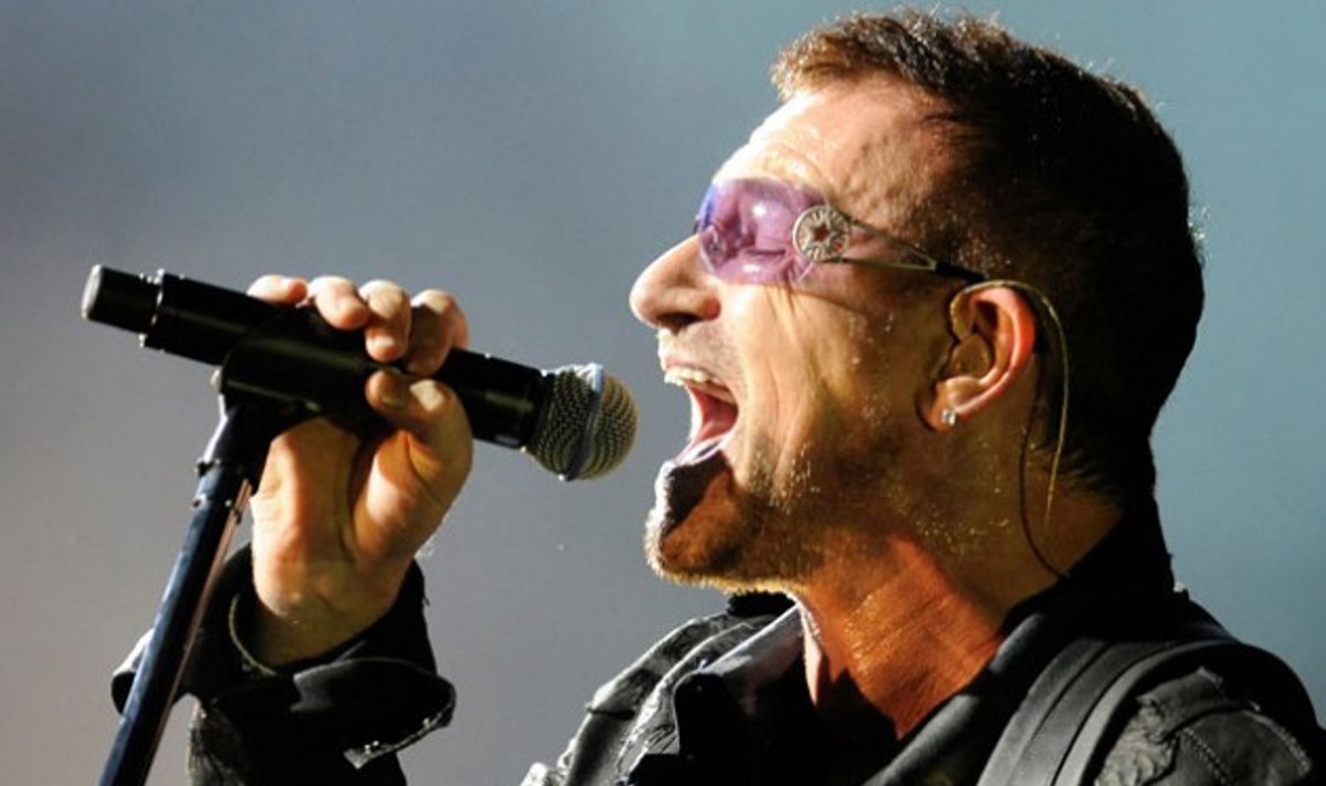 Muzikos grupės U2 lyderis Bono 