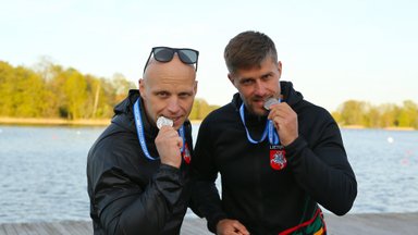 Siurprizas ant pakylos: lietuviams įteikti iš rusų atimti Europos čempionato medaliai