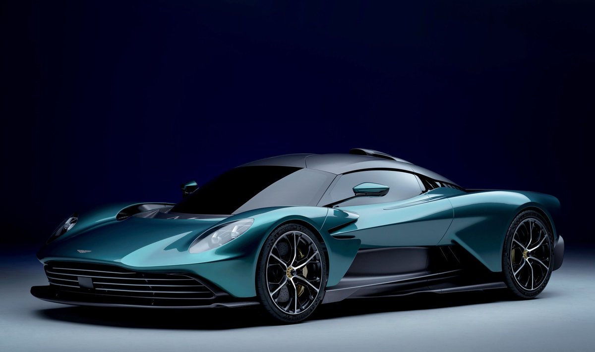  Aston Martin Valhalla