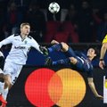 UEFA Čempionų lyga: E. Cavani įmušė per save, bet PSG – bulgarų antausis