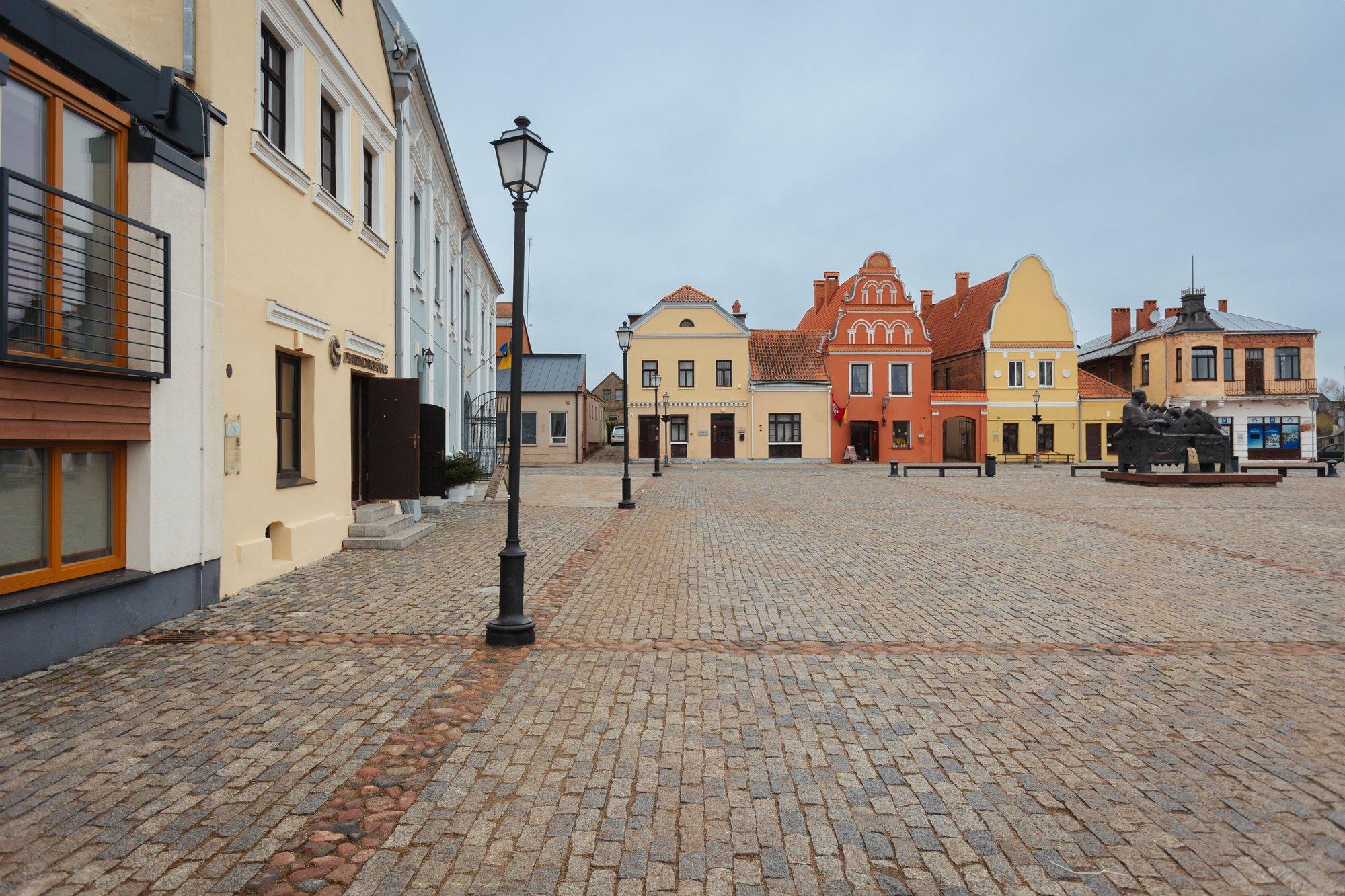 Apklausa: Dauguma žmonių Mano, Kad Jonava Gerokai Aplenkė Kėdainius ...