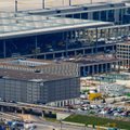 Streikai Berlyno oro uostuose: antradienį atšaukta beveik 90 proc. skrydžių