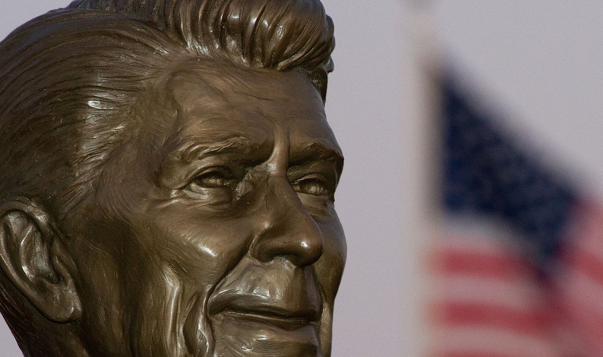 Ronaldo Reagano paminklas