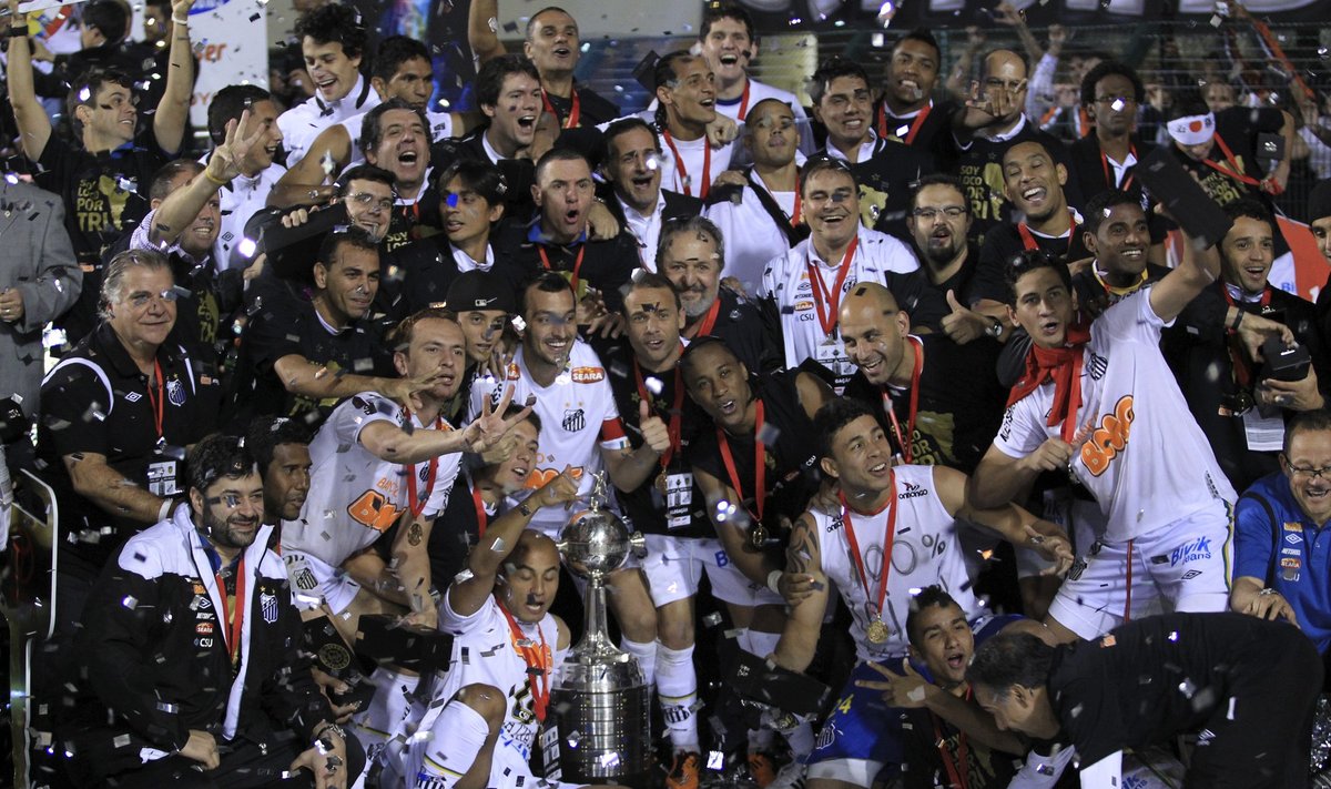 "Santos" futbolininkai iškovojo "Copa Libertadores" taurę