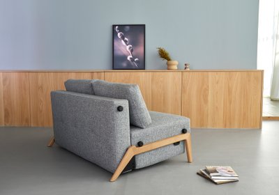 Foto: Innovation Living   Sofa-lova „Cubed Wood“