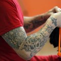 Brazilų dizainerė išmokė kalinius megzti aukštosios mados prekės ženklui
