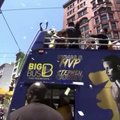 „Golden State Warriors“ šventė kartu su sirgaliais San Francisko gatvėse