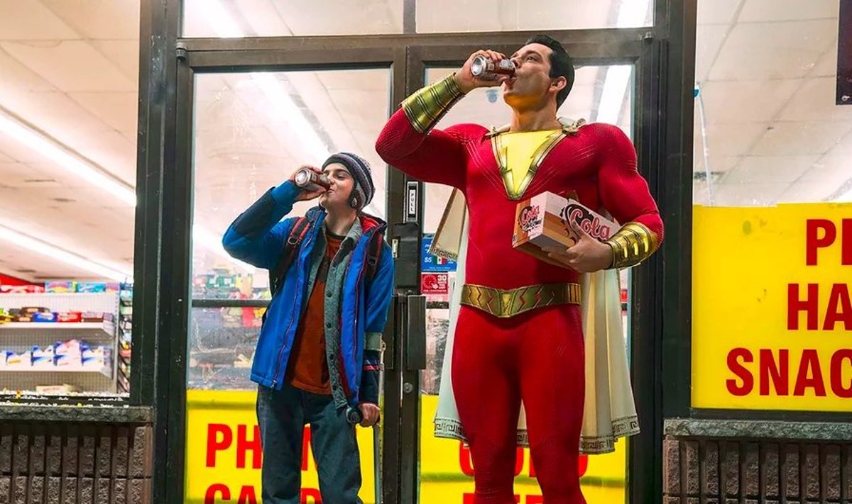 Kadras iš filmo "Shazam!"