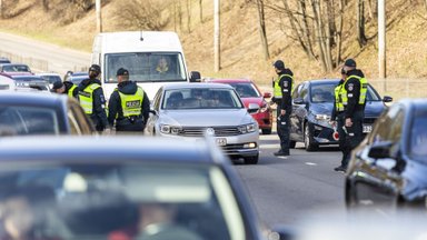 Lapkritį vairuotojų ir pėsčiųjų laukia gausybė reidų: policija nurodė, kam skirs daugiausia dėmesio