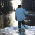 Kelyje Šilutė-Rusnė vanduo nuslūgo iki 67 centimetrų
