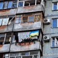 [Delfi trumpai] Rusijos okupantų ataka Zaporižioje Ukrainos vėliavos nenuplėšė