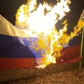 Mariupolio gyventojai paplūdimyje sudegino Rusijos vėliavą