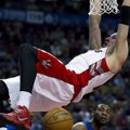 NBA: J. Valančiūnas pasižymėjo dvigubu dubliu, D. Motiejūnas skubiai grįžo į „Rockets“