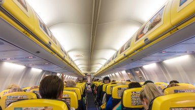 „Ryanair“ keliautojams vasarą gali tekti labiau paploninti piniginę