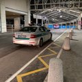 Vilniaus oro uostą saugo tuščias policijos automobilis: situacija kelia nerimą