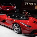 „Ferrari“ savininkams – grėsminga žinia dėl galimo gaisro