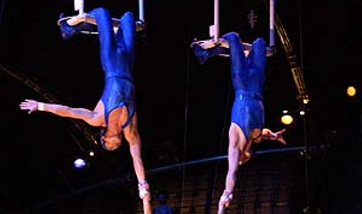 "Cirque Du Soleil"