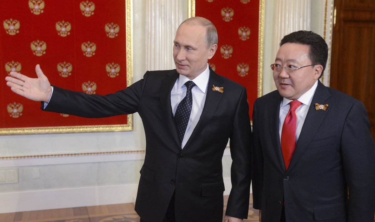 Vladimiras Putinas ir Mongolijos prezidentas Cachiagijinas Elbegdoržas
