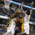 NBA: „Cavaliers“ išplėšė pergalę po pratęsimo, „Spurs“ nepralaimi namie