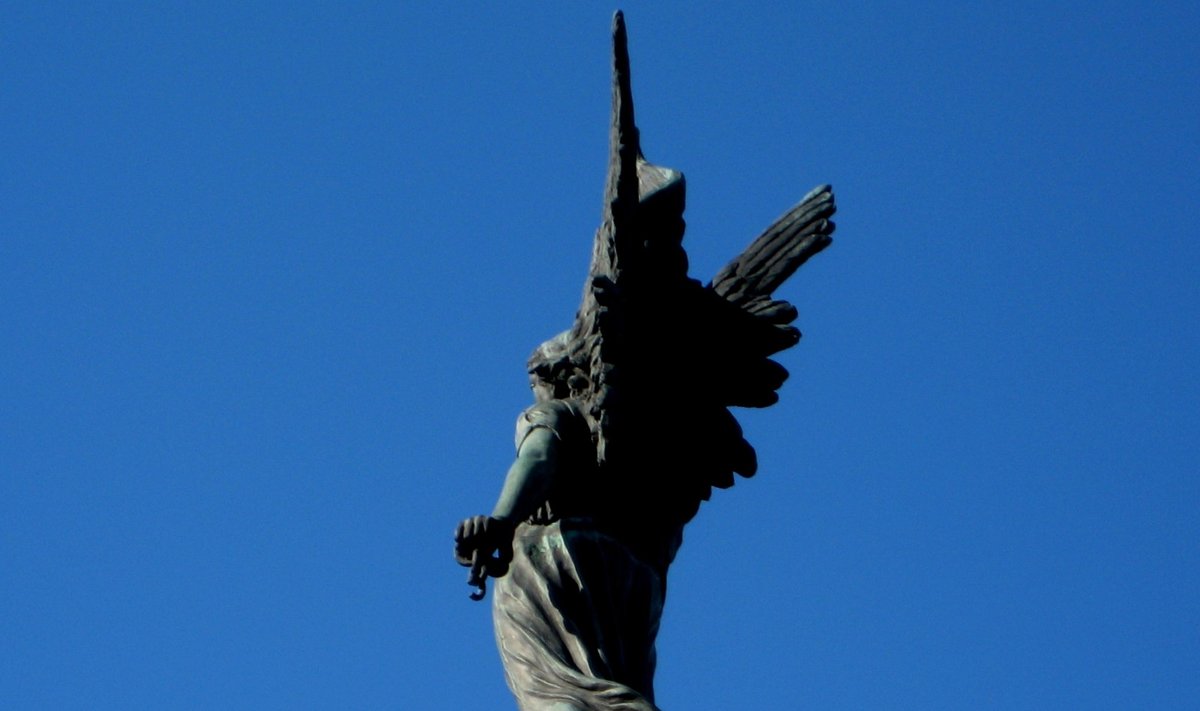 Zikaro "Laisvės" paminklas