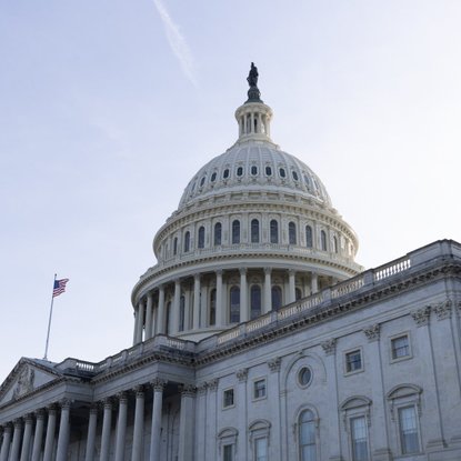 JAV Senatas priėmė įstatymo projektą dėl „TikTok“ uždraudimo