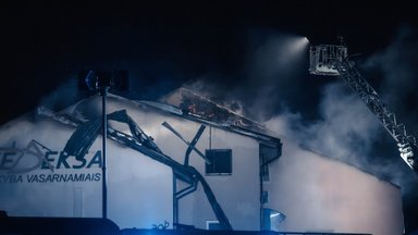 Пожар в Кретинге потушен, подсчитывают нанесенный ущерб