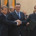 Kairieji pasirašė koalicijos sutartį: „darbiečiai“ atidavė VRM ir gavo Energetikos ministeriją