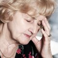 Hormonas didina Alzheimerio ir senatvinės silpnaprotystės riziką