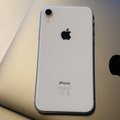 Apple сокращает производство iPhone