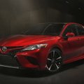 „Toyota“ Detroito parodoje pristatė naujos kartos „Camry“